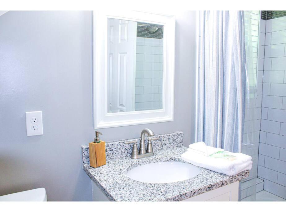 Lovely 3Br 3Ba Home Minutes From Airport/Downtown Atlanta Exterior photo